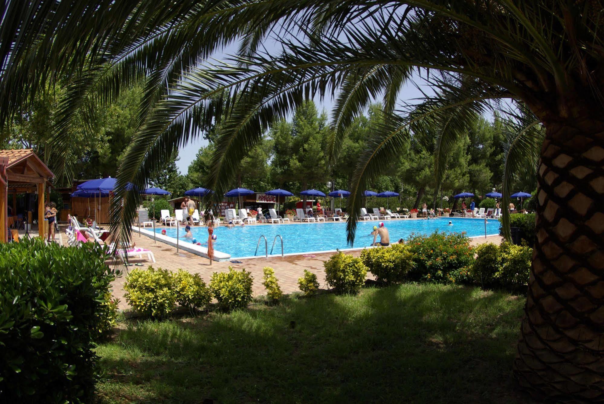 Villaggio Albatros Resort Lesina Exterior foto